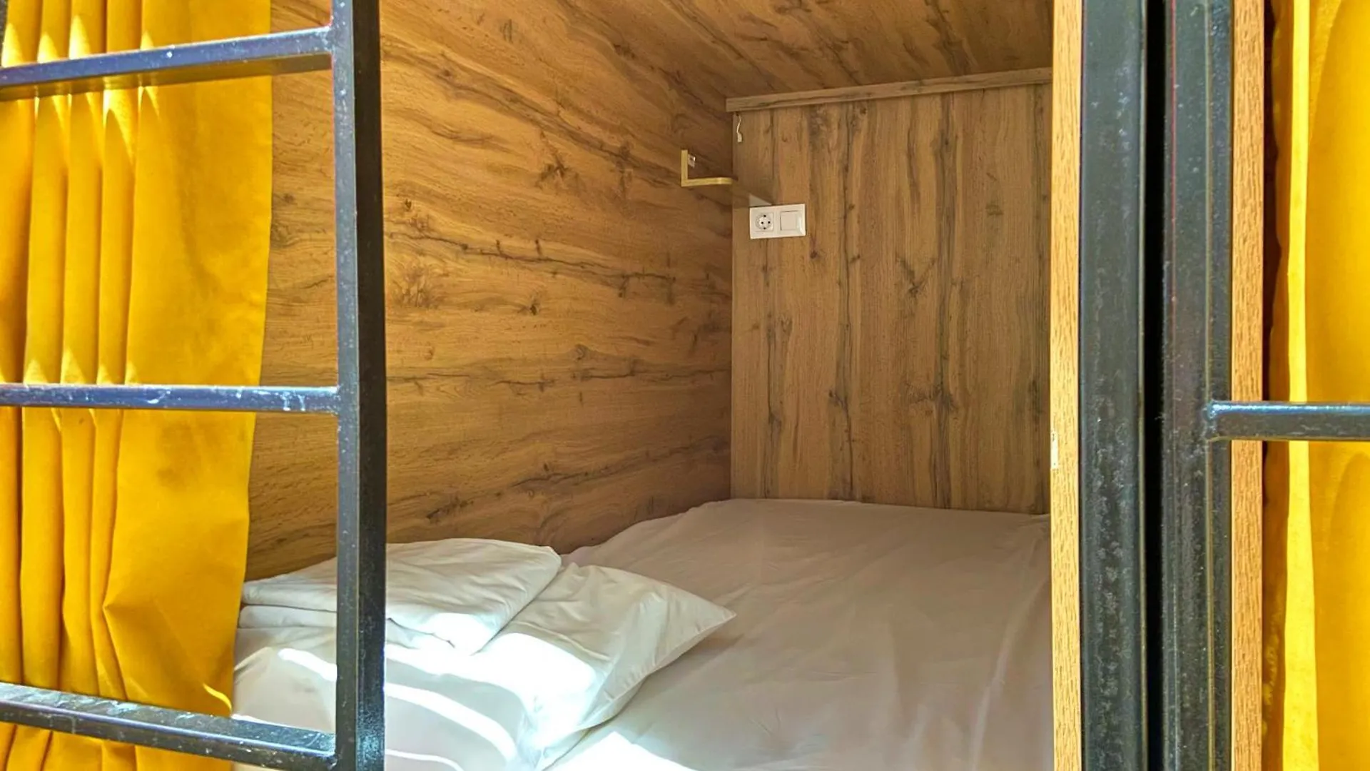 Hostel Bro Astana